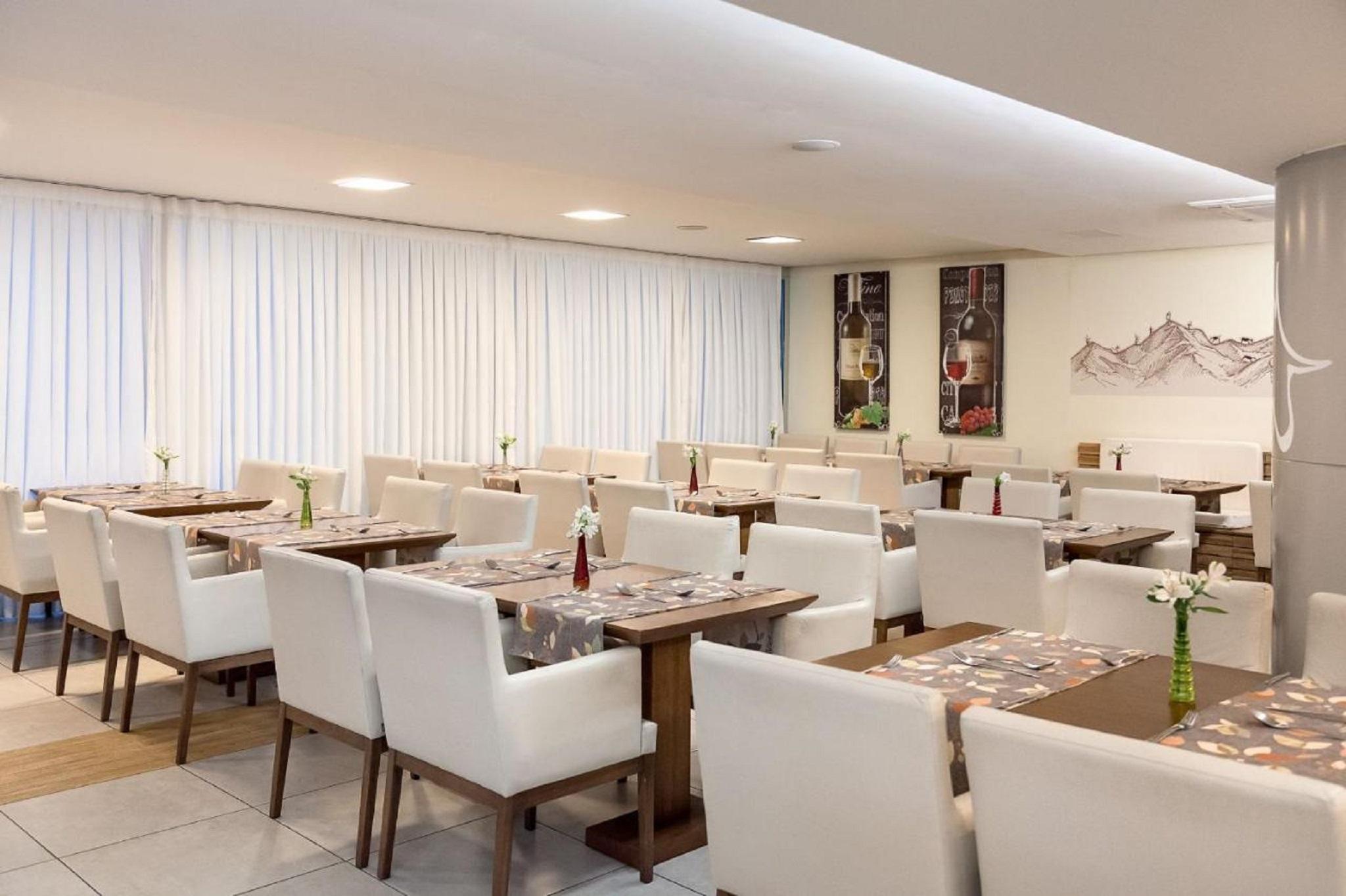 Ramada By Wyndham Macae Hotel & Suites Екстер'єр фото