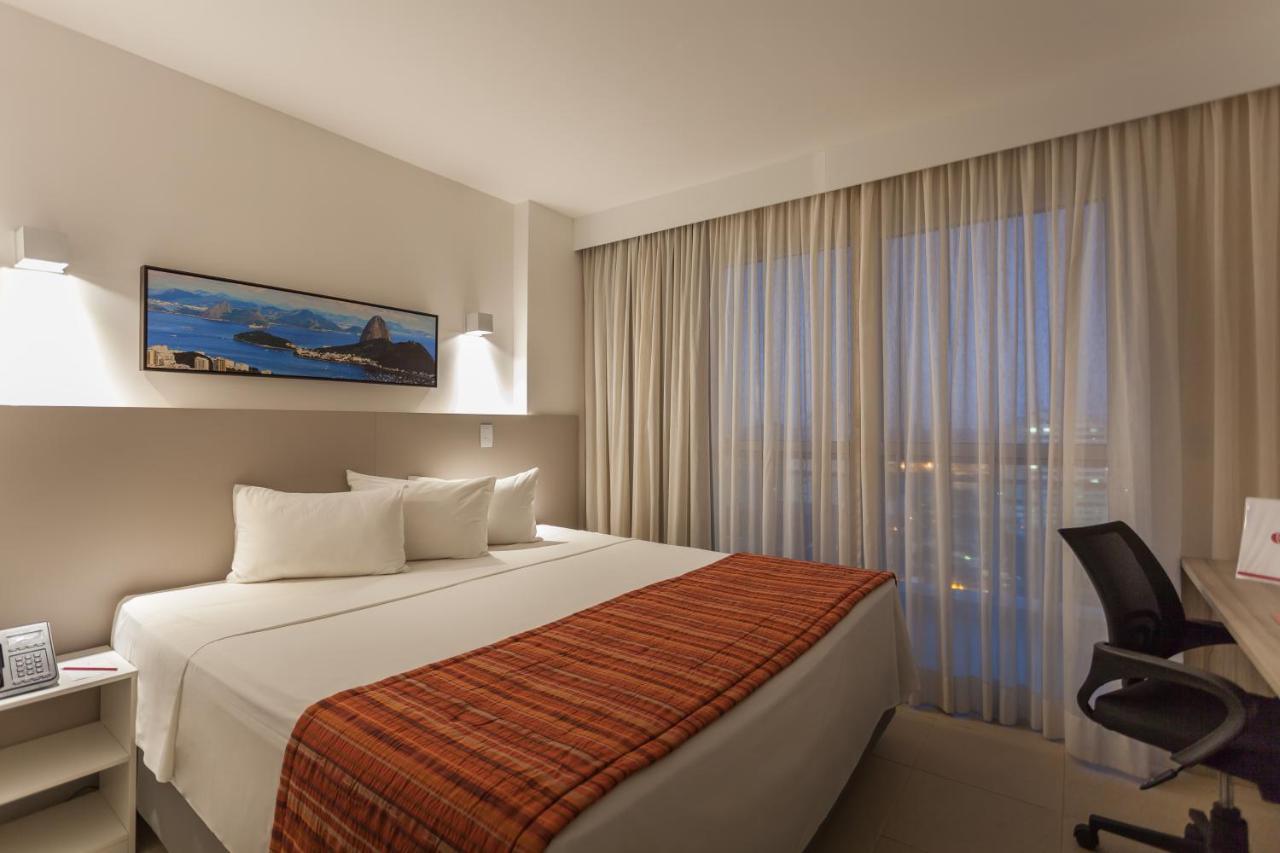 Ramada By Wyndham Macae Hotel & Suites Екстер'єр фото